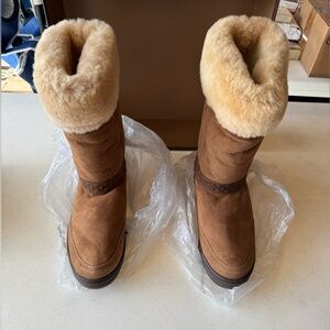 Ugg Brand New Limited Edition Boots